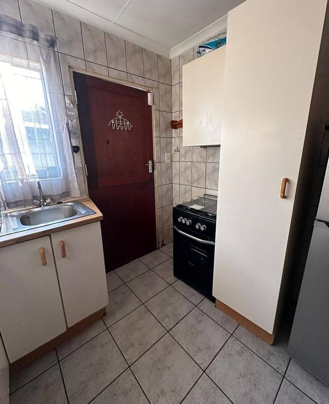 To Let 2 Bedroom Property for Rent in Bardene Gauteng