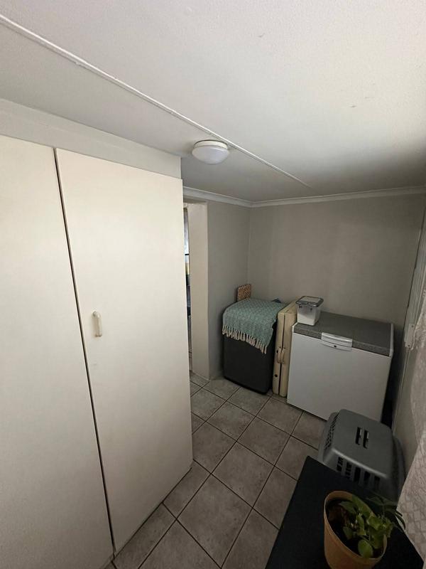 To Let 2 Bedroom Property for Rent in Bardene Gauteng