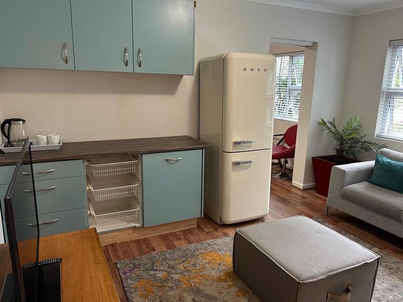 To Let 1 Bedroom Property for Rent in Parkhurst Gauteng