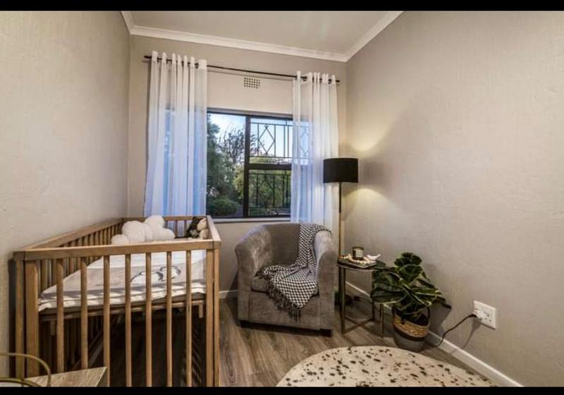 To Let 4 Bedroom Property for Rent in Weltevreden Park Gauteng
