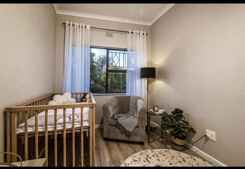 To Let 4 Bedroom Property for Rent in Weltevreden Park Gauteng