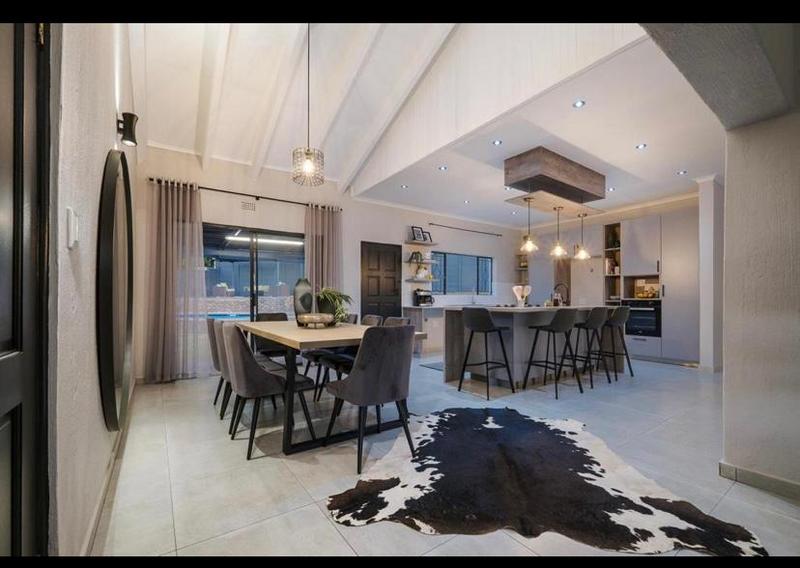 To Let 4 Bedroom Property for Rent in Weltevreden Park Gauteng