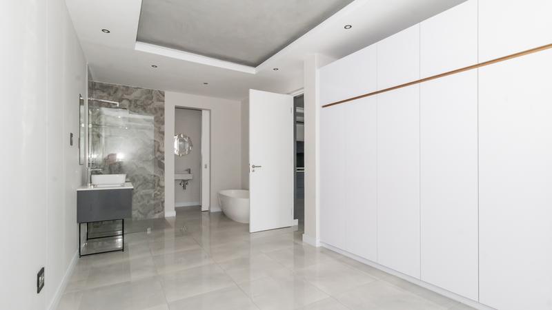 To Let 2 Bedroom Property for Rent in Houghton Estate Gauteng