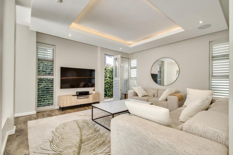 To Let 3 Bedroom Property for Rent in Bryanston Gauteng