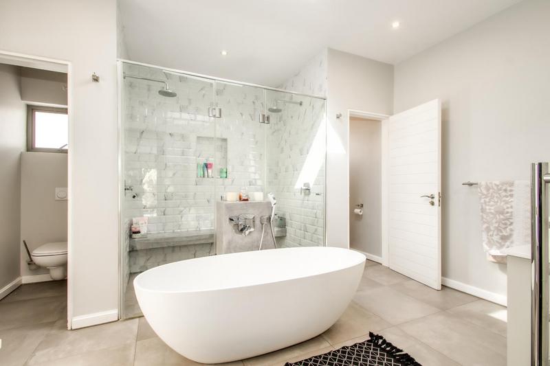 To Let 3 Bedroom Property for Rent in Bryanston Gauteng