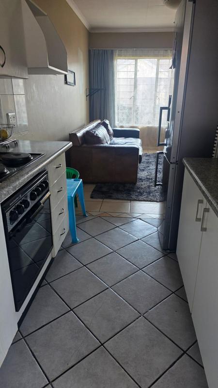 To Let 2 Bedroom Property for Rent in Rooihuiskraal North Gauteng
