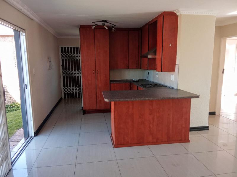 3 Bedroom Property for Sale in Halfway Gardens Gauteng
