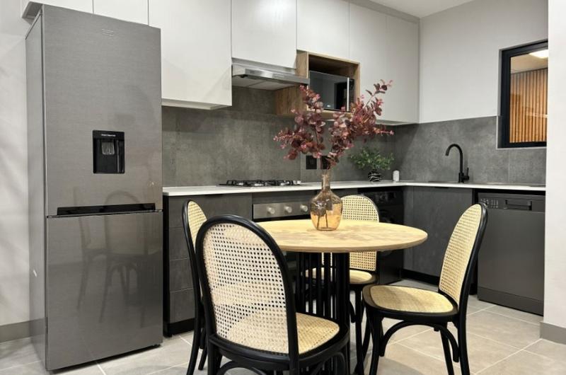 To Let 2 Bedroom Property for Rent in Waterkloof Ridge Gauteng