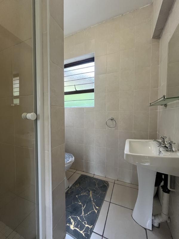 To Let 2 Bedroom Property for Rent in Waterkloof A H Gauteng