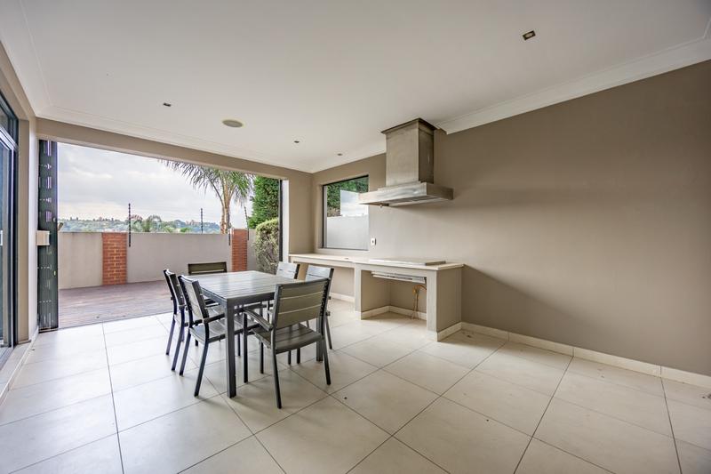 To Let 3 Bedroom Property for Rent in Waterkloof Ridge Gauteng