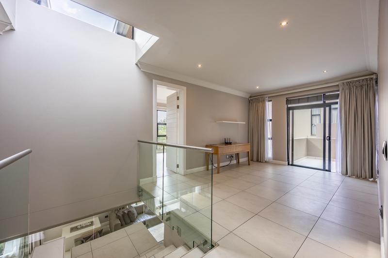 To Let 3 Bedroom Property for Rent in Waterkloof Ridge Gauteng