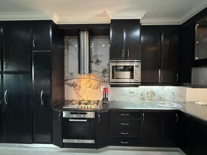 To Let 2 Bedroom Property for Rent in Sandton Central Gauteng