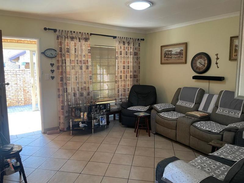 2 Bedroom Property for Sale in Sinoville Gauteng