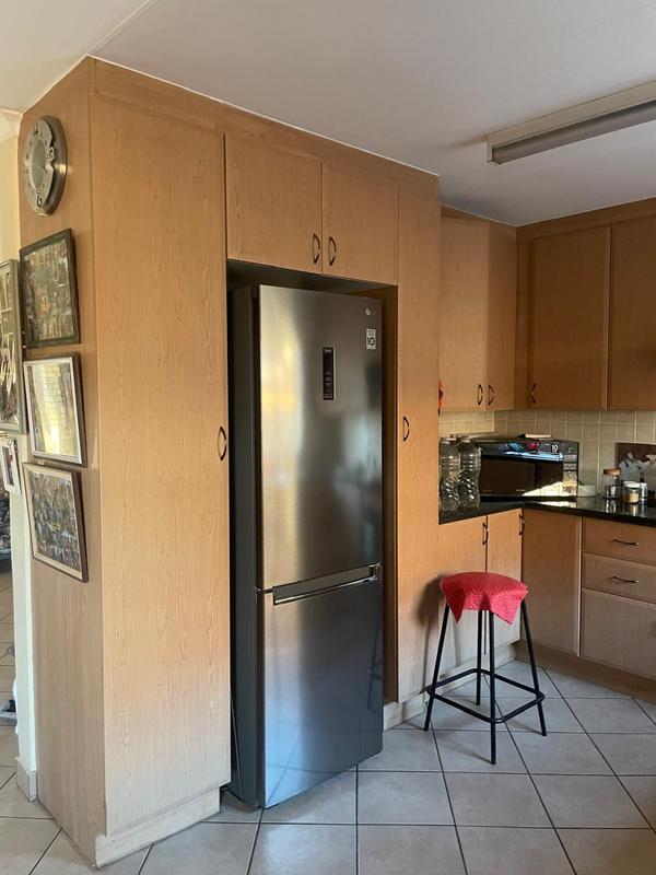 2 Bedroom Property for Sale in Sinoville Gauteng