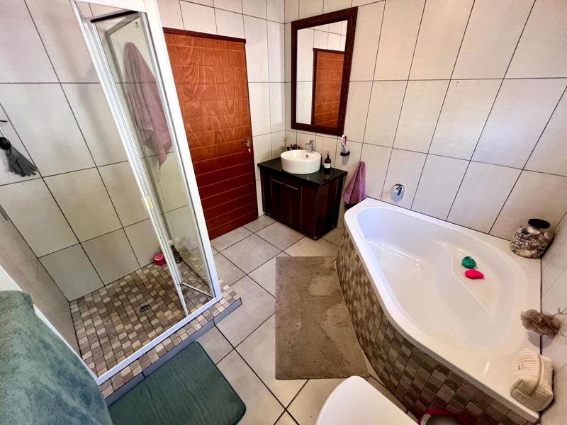 3 Bedroom Property for Sale in Midlands Estate Gauteng