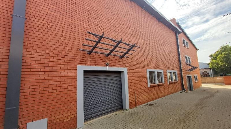 To Let commercial Property for Rent in Hennopspark Gauteng