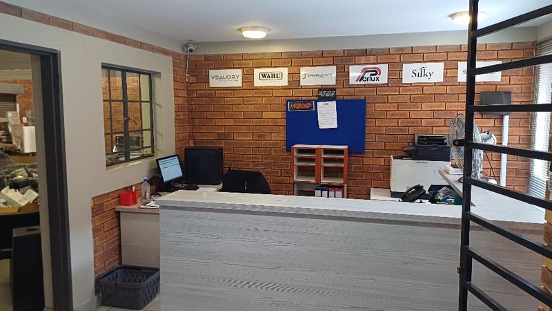 To Let commercial Property for Rent in Hennopspark Gauteng
