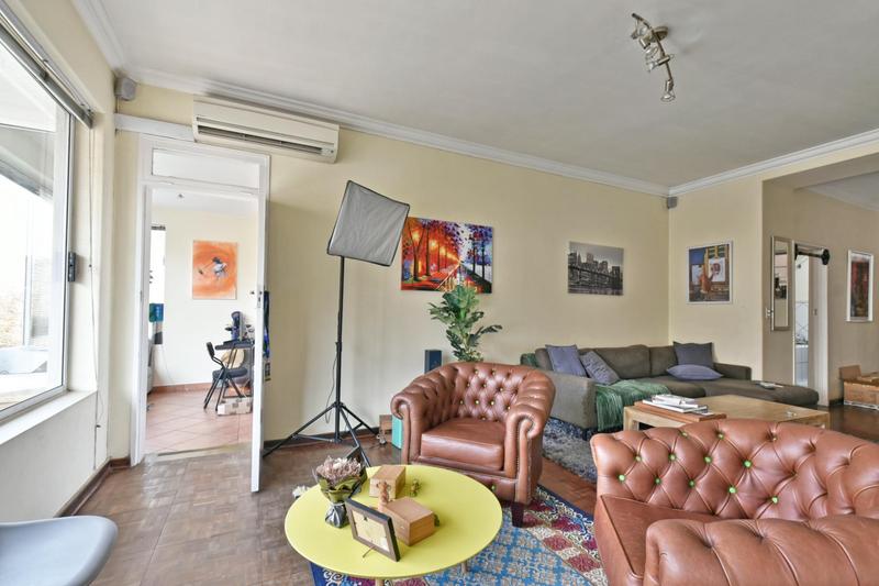 1 Bedroom Property for Sale in Illovo Gauteng