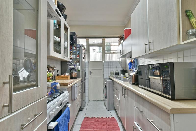 1 Bedroom Property for Sale in Illovo Gauteng