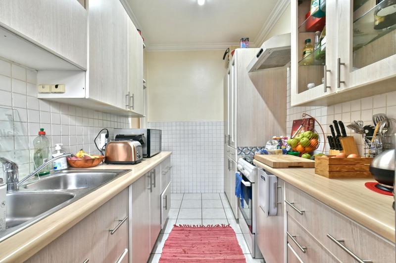 1 Bedroom Property for Sale in Illovo Gauteng