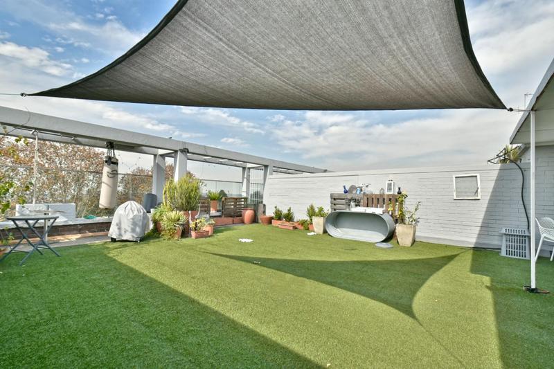 1 Bedroom Property for Sale in Illovo Gauteng