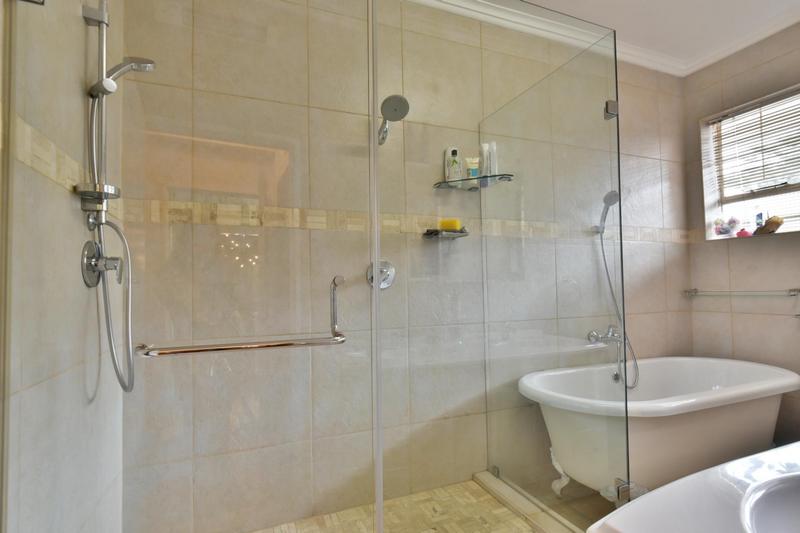 1 Bedroom Property for Sale in Illovo Gauteng