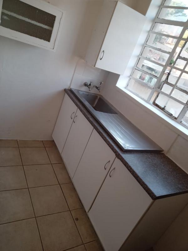 To Let 1 Bedroom Property for Rent in Jeppestown Gauteng