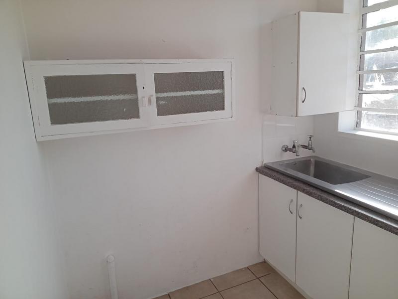 To Let 1 Bedroom Property for Rent in Jeppestown Gauteng