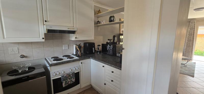 2 Bedroom Property for Sale in Magalieskruin Gauteng