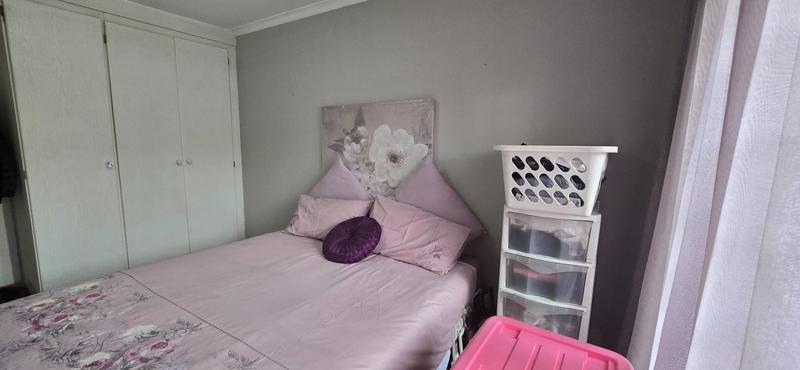 2 Bedroom Property for Sale in Magalieskruin Gauteng