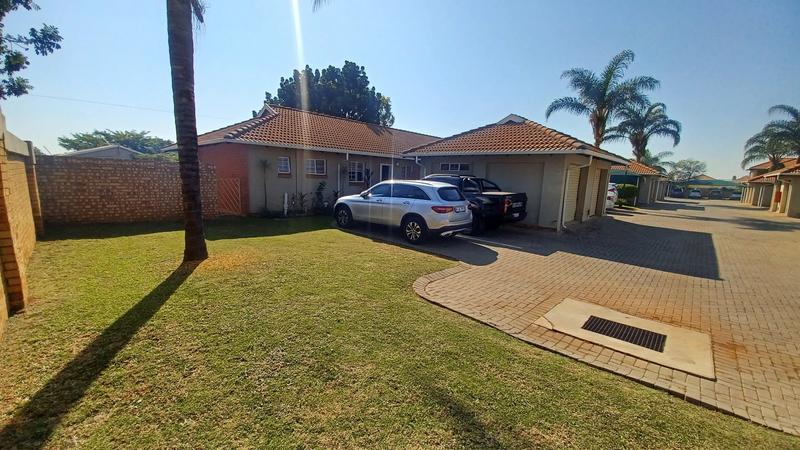 2 Bedroom Property for Sale in Montana Park Gauteng