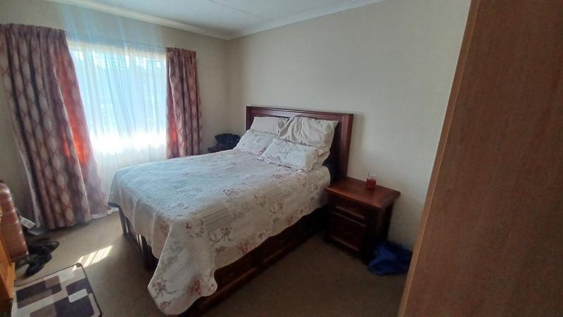 2 Bedroom Property for Sale in Montana Park Gauteng