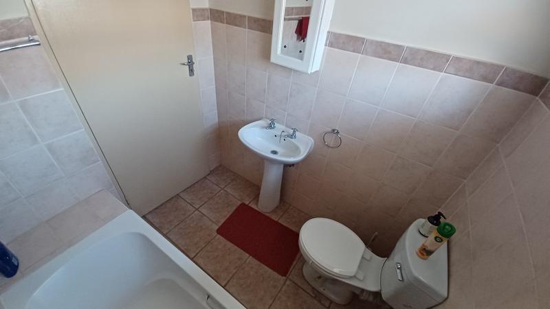 2 Bedroom Property for Sale in Montana Park Gauteng