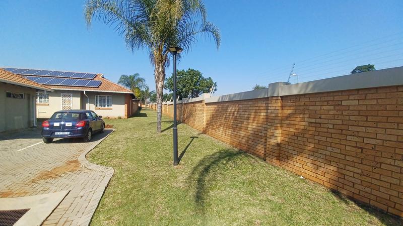 2 Bedroom Property for Sale in Montana Park Gauteng