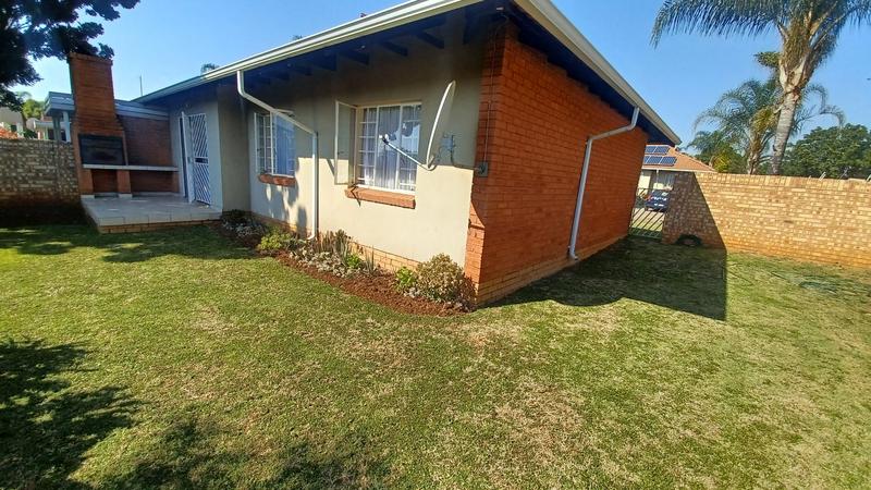 2 Bedroom Property for Sale in Montana Park Gauteng