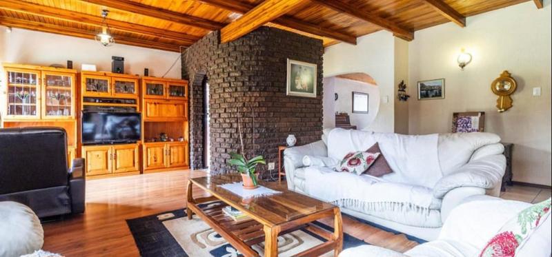 4 Bedroom Property for Sale in Randhart Gauteng