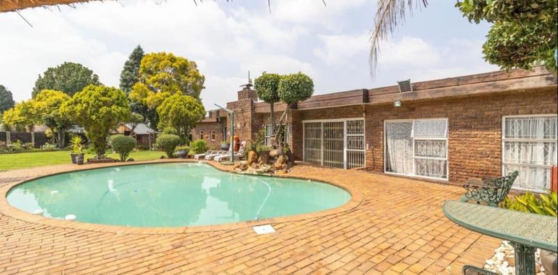 4 Bedroom Property for Sale in Randhart Gauteng