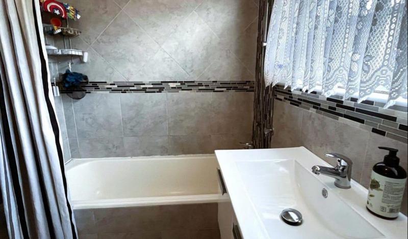 3 Bedroom Property for Sale in Randhart Gauteng