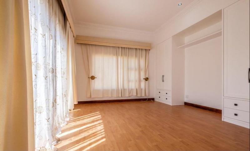 6 Bedroom Property for Sale in Bassonia Gauteng
