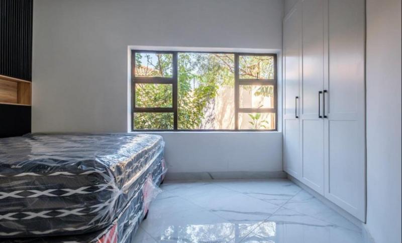 6 Bedroom Property for Sale in Bassonia Gauteng