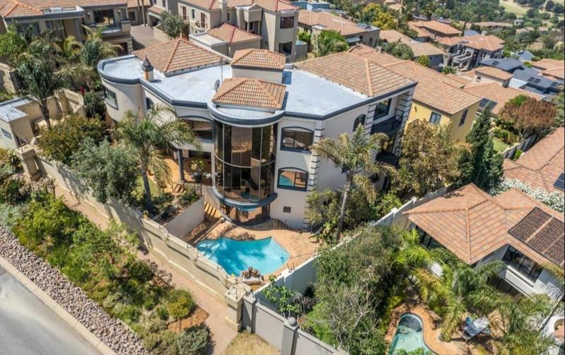 6 Bedroom Property for Sale in Bassonia Gauteng