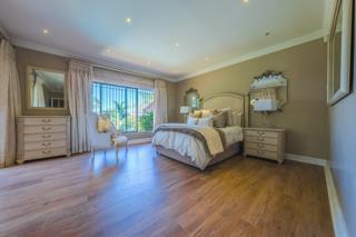 4 Bedroom Property for Sale in Glenvista Gauteng