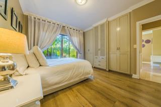 4 Bedroom Property for Sale in Glenvista Gauteng