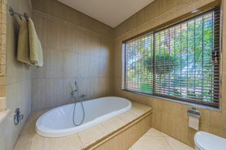 4 Bedroom Property for Sale in Glenvista Gauteng