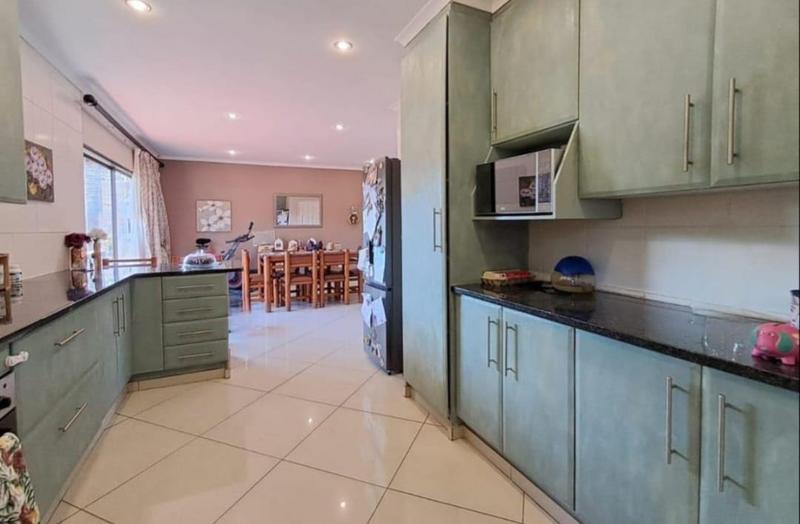3 Bedroom Property for Sale in Raceview Gauteng