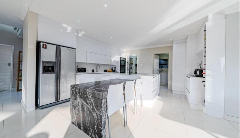 5 Bedroom Property for Sale in Eye of Africa Gauteng