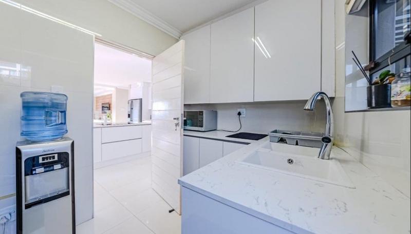 5 Bedroom Property for Sale in Eye of Africa Gauteng