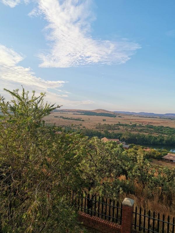 0 Bedroom Property for Sale in Vaaloewer Gauteng