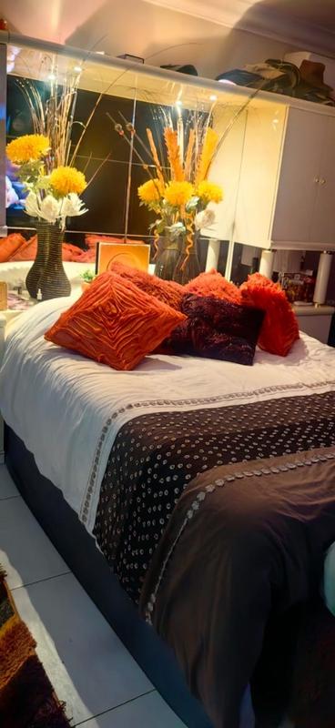 0 Bedroom Property for Sale in Vaaloewer Gauteng