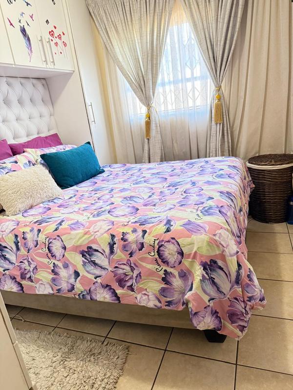 2 Bedroom Property for Sale in Clayville Gauteng